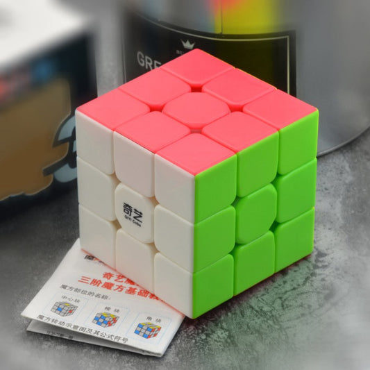 Magic Cube QIYI Warrior S – The Ultimate Brain-Boosting Puzzle Toy!